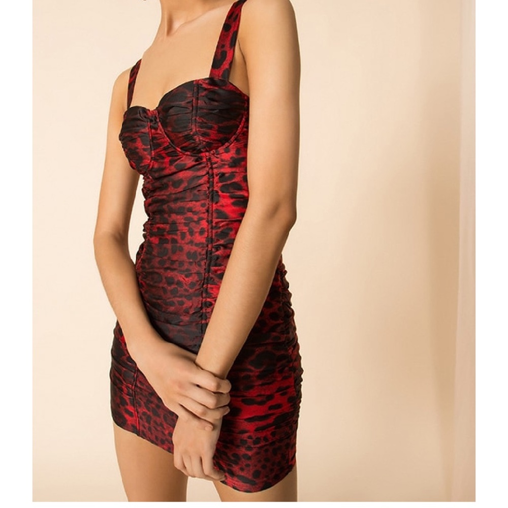 NWT superdown
natasia bustier mini dress
$68